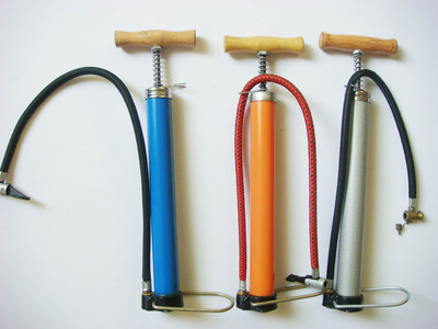 【供應(yīng)手打氣筒規(guī)格32*260MM】?jī)r(jià)格,廠家,圖片,打氣筒、手動(dòng)氣泵,永康市氣筒廠-